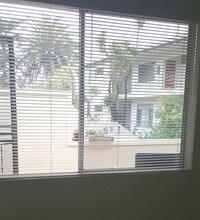 1038 12th St, Unit B in Santa Monica, CA - Building Photo - Building Photo