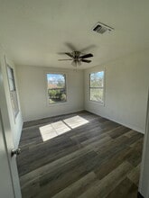 807 Kings Rd in Leesville, LA - Building Photo - Building Photo