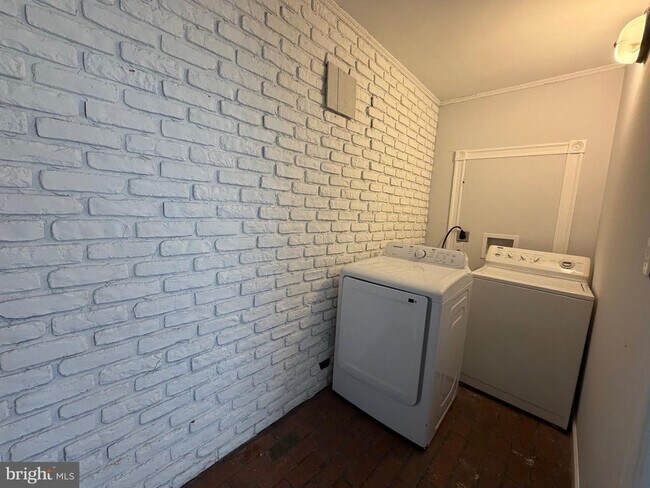 705 W White Horse Pike in Egg Harbor City, NJ - Building Photo - Building Photo