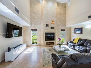 650 Alcazar Ave in Coral Gables, FL - Building Photo - Building Photo