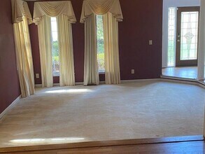 528 Fortune Ridge Rd in Stone Mountain, GA - Building Photo - Building Photo