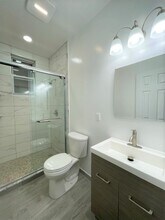16 Tonnelle Ave in Jersey City, NJ - Building Photo - Building Photo