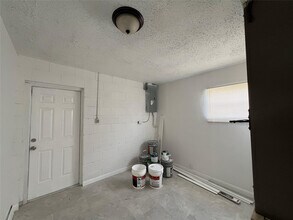 308 Essex Dr in Fort Pierce, FL - Building Photo - Building Photo