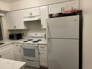 7942 Mission Center Ct in San Diego, CA - Building Photo - Building Photo