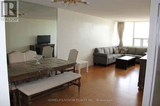 25 Silver Springs Blvd in Toronto, ON - Building Photo - Building Photo