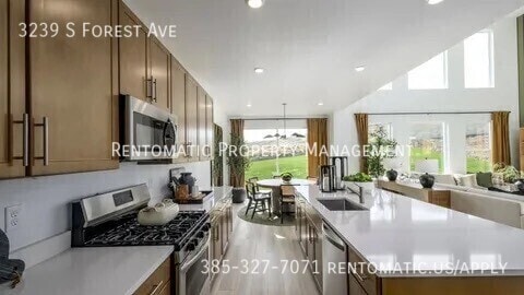 property at 3239 S Forest Ave