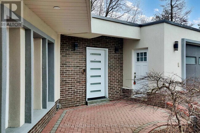 115 Lynwood Crescent in Nobleton, ON - Building Photo - Building Photo