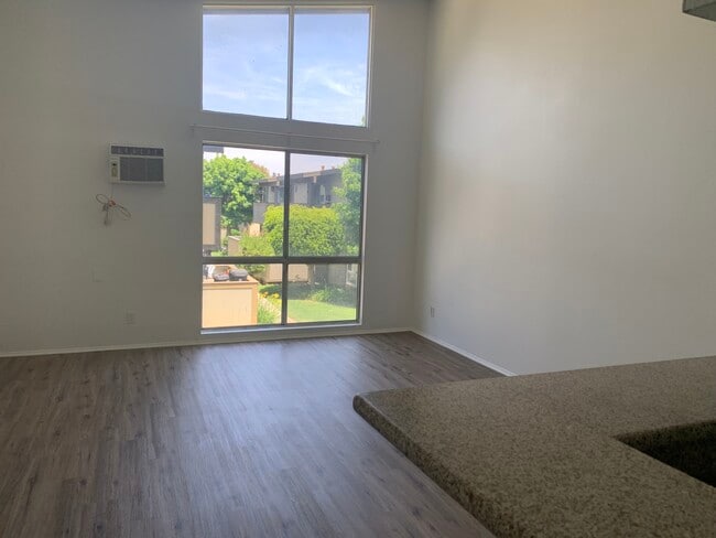 808 Coriander Dr, Unit #A in Torrance, CA - Building Photo - Building Photo