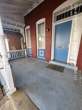 324 N Preston St-Unit -unit 2 Studio (2nd fl) in Philadelphia, PA - Building Photo - Building Photo