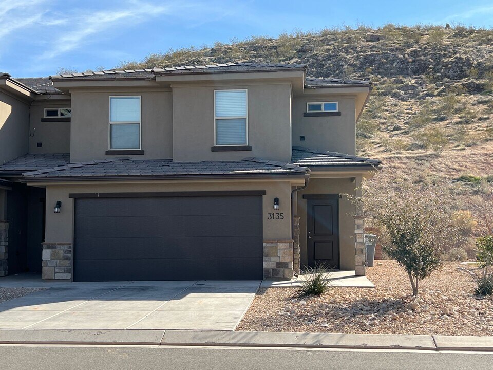 3135 S Relic Ridge Dr in Saint George, UT - Building Photo