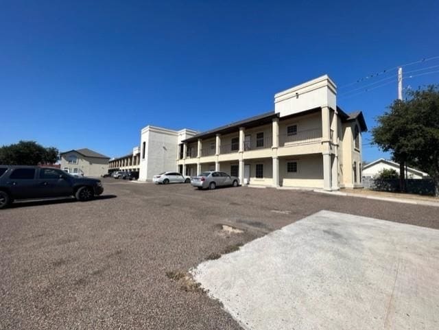 710 Alta Vista Dr