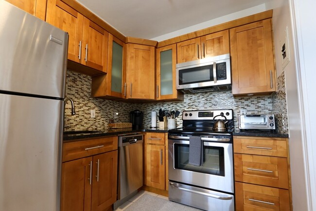 property at 370 Chestnut Hill Ave