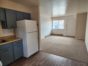 4223 Forrest Hill Rd in Colorado Springs, CO - Foto de edificio - Building Photo