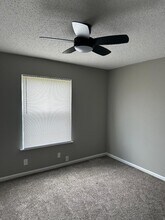 1044 Pembroke Oak Grove Rd, Unit 32 in Oak Grove, KY - Building Photo - Building Photo