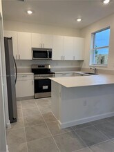 2724 SE 26th Ave in Homestead, FL - Building Photo - Building Photo