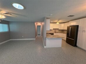 4515 103rd St Ct W in Bradenton, FL - Foto de edificio - Building Photo