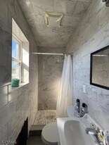 97 Market St, Unit 10 in Paterson, NJ - Building Photo