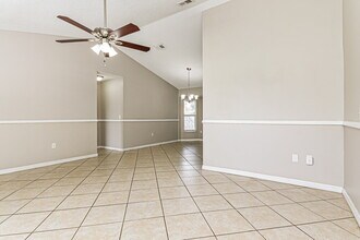 103 Montclair Way in Kissimmee, FL - Building Photo - Building Photo