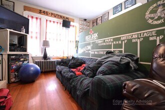 44 Mapleton St, Unit 1 in Boston, MA - Building Photo - Building Photo