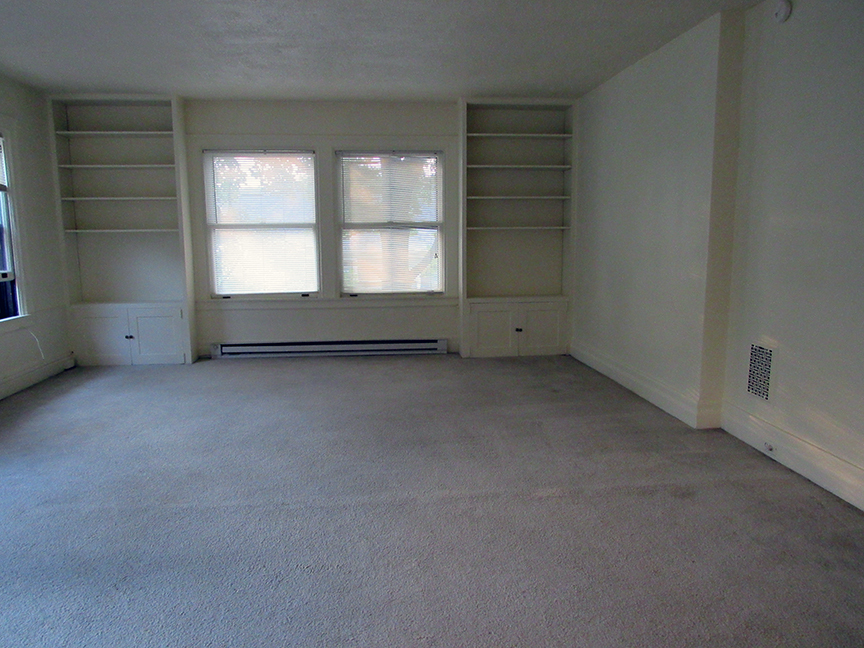 One Bedroom Apartment in Carnegie PA in Carnegie, PA - Building Photo