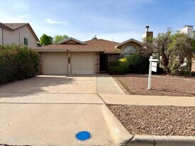 764 Colchester Dr in El Paso, TX - Building Photo