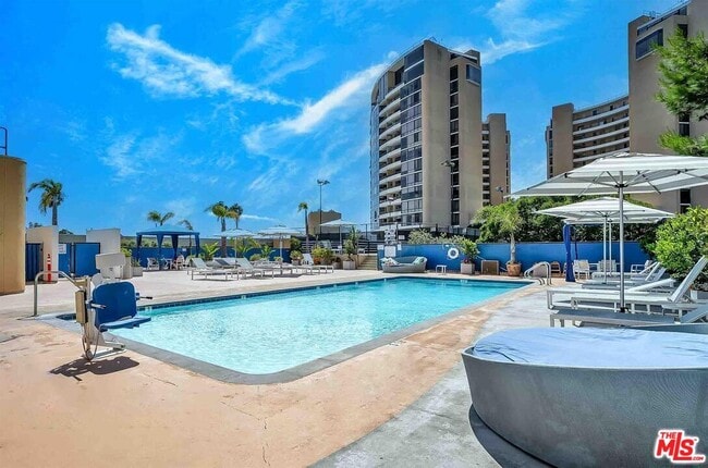 property at 4316 Marina City Dr