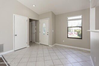 10464 Indian Walk Rd in Jacksonville, FL - Building Photo - Building Photo