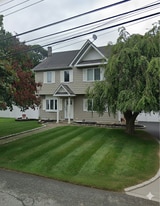 1 Audrey Ln in Centereach, NY - Building Photo