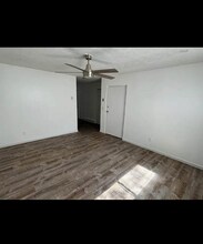 4909 Eichelberger Ave in Dayton, OH - Foto de edificio - Building Photo