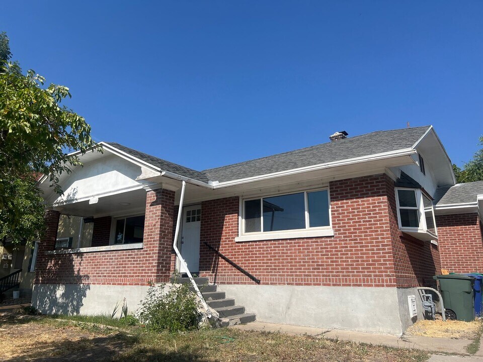 2312 Harrison Blvd in Ogden, UT - Foto de edificio