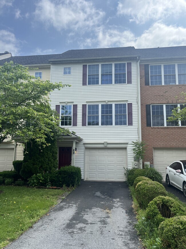 88 Teague Ln in Martinsburg, WV - Building Photo - Building Photo