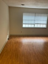 436 Steele Blvd in Baton Rouge, LA - Building Photo