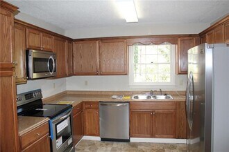 2677 Colony Cir in Snellville, GA - Building Photo - Building Photo