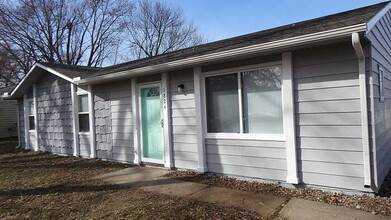 1824 Vista Dr in Independence, MO - Building Photo - Building Photo