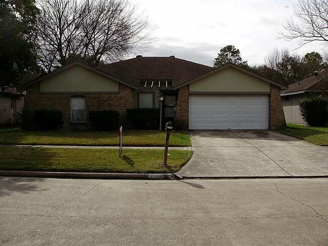 12015 Swan Creek Dr in Houston, TX - Building Photo - Building Photo