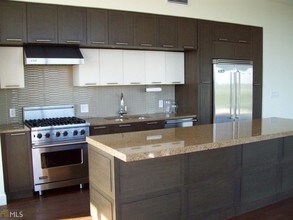 1820 Peachtree St NW-Unit -1414 in Atlanta, GA - Building Photo - Building Photo