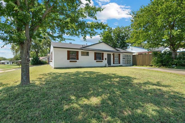 3734 Olney Ct in Dallas, TX - Building Photo - Building Photo