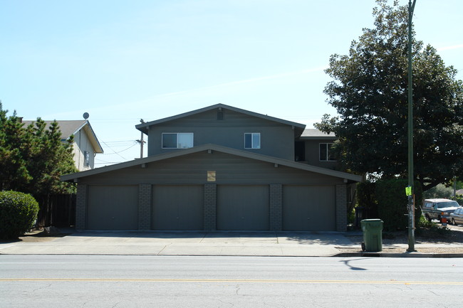 604 Eden Ave in San Jose, CA - Foto de edificio - Building Photo