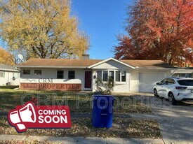 5108 Algonquin Trail in Kokomo, IN - Building Photo