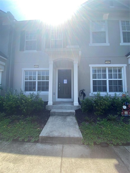 10445 Westpark Preserve Blvd, Unit 1-113 in Tampa, FL - Building Photo