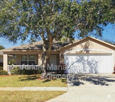 4006 Wilkes Dr in Melbourne, FL - Building Photo