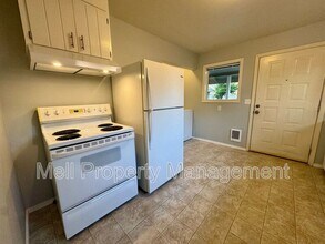 22402 US-101 in Shelton, WA - Building Photo - Building Photo