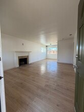 2312 247th St in Lomita, CA - Foto de edificio - Building Photo