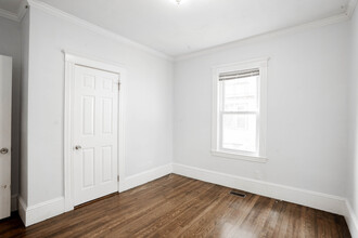 169 Tremont St, Unit #1 in Newton, MA - Building Photo - Building Photo