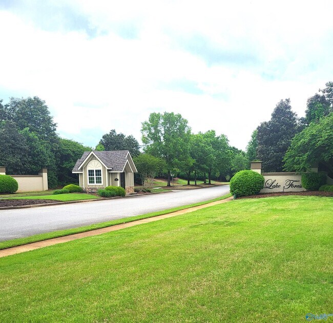 property at 6 Atherton Cir SW