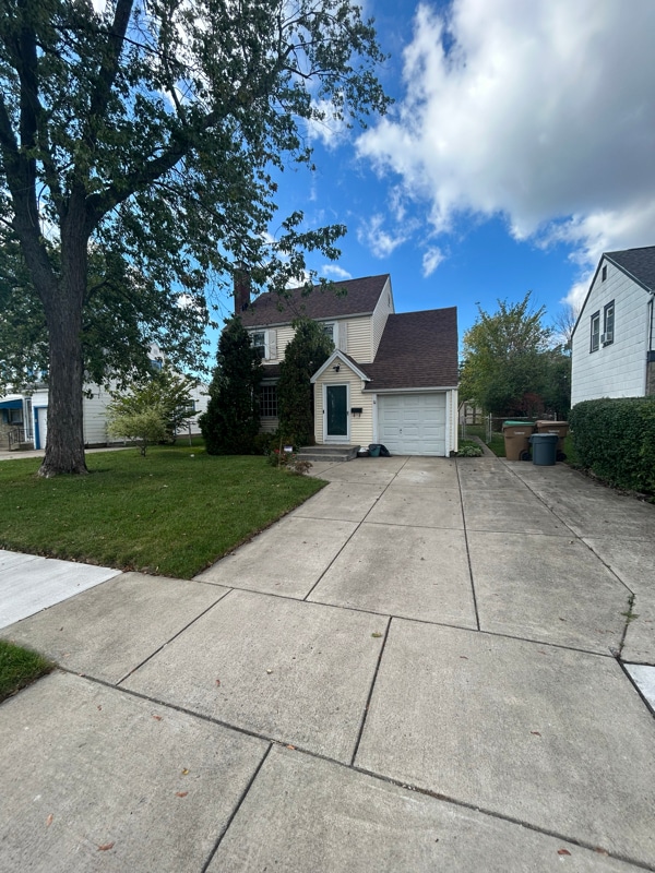 property at 12 Cleveland Dr