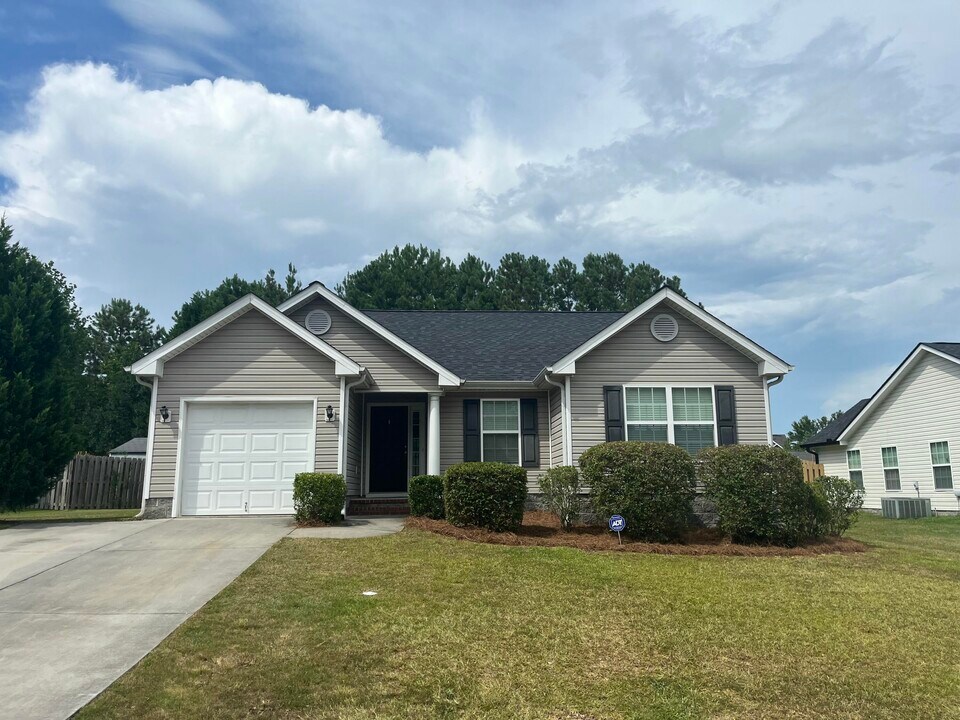 707 Keyes Dr in Grovetown, GA - Building Photo