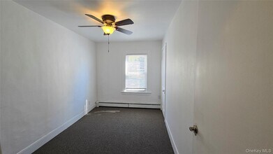 176 Main St in Cold Spring, NY - Building Photo - Building Photo