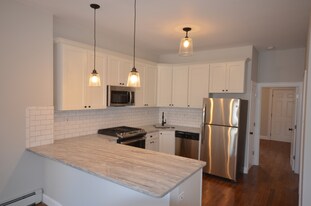 12 Chelsea St, Unit 1 in Boston, MA - Building Photo