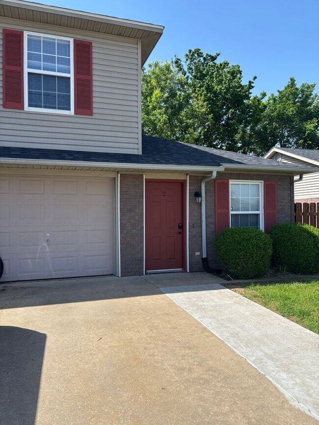 property at 3409 SW Victoria Pl